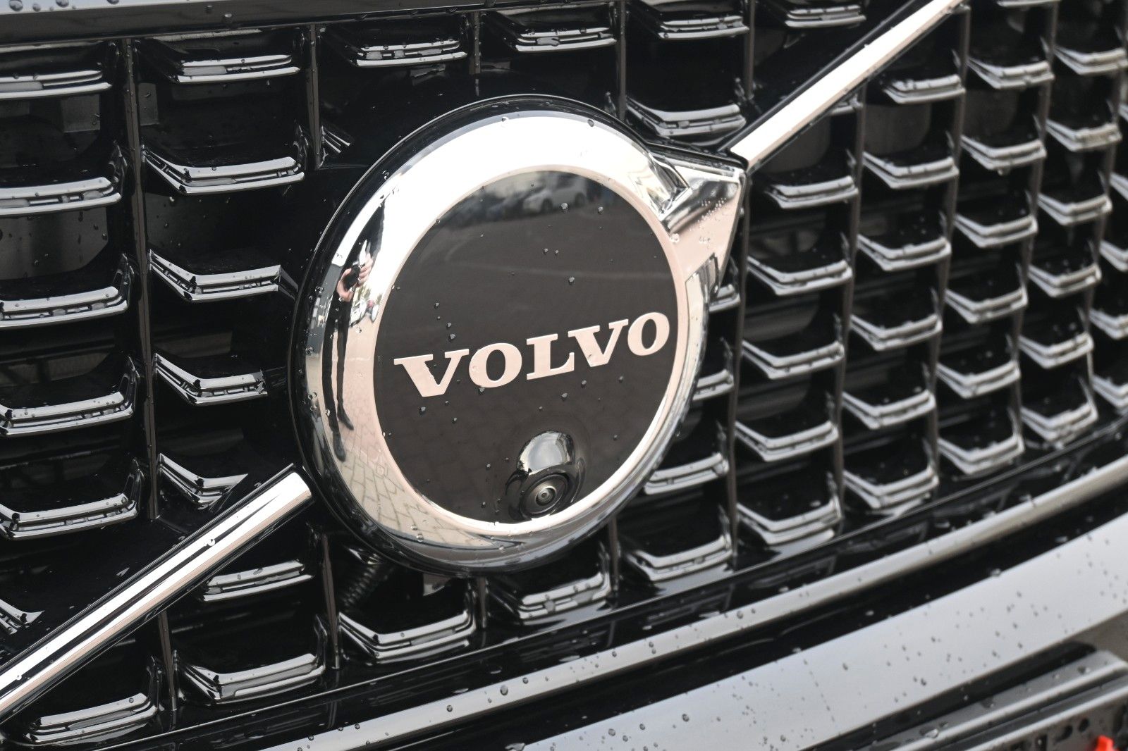 Volvo XC40 B4 Dark*FSHZG*360°*PANO*ACC*AHK*PIXEL