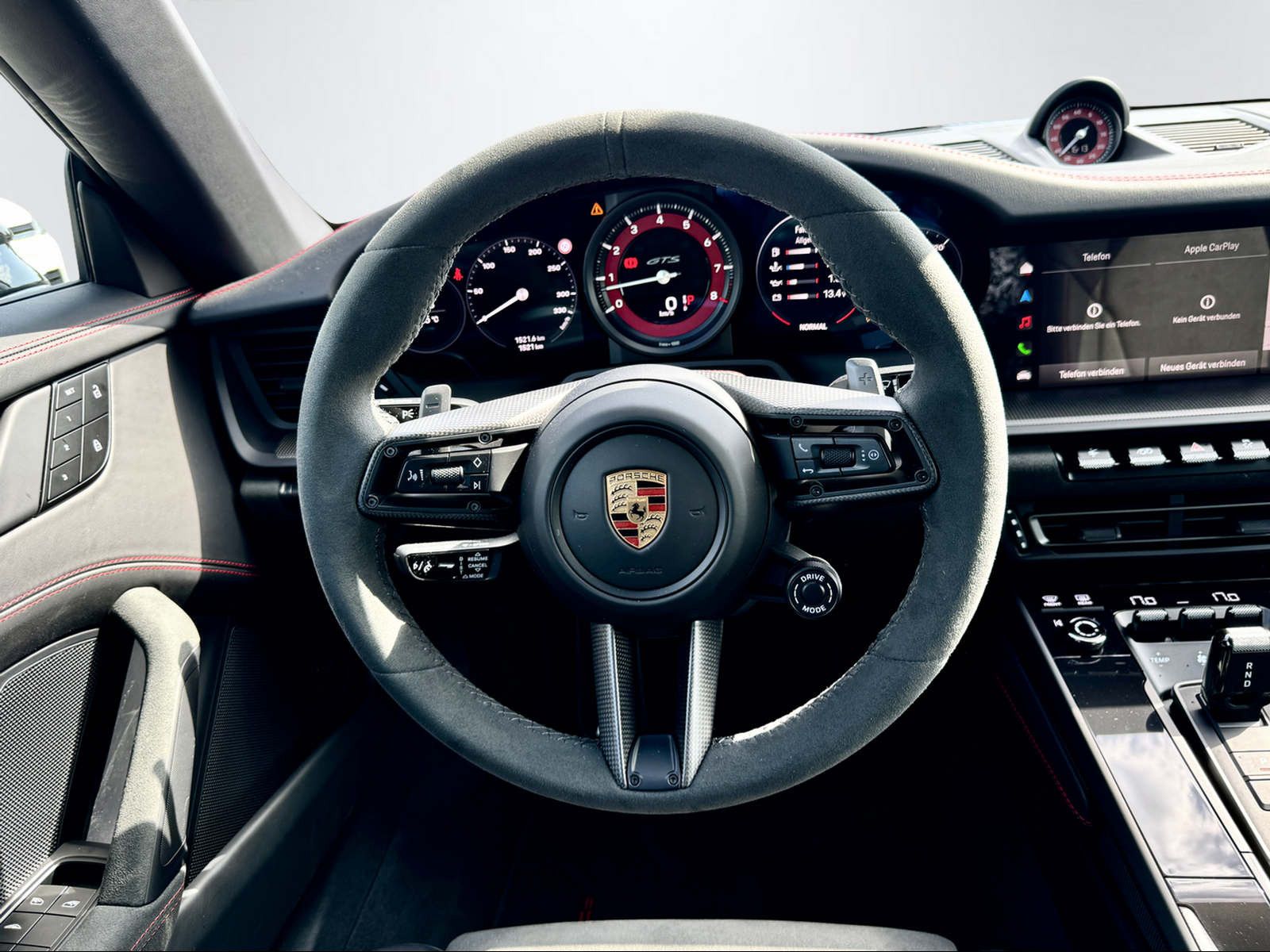 Porsche 992 CARRERA 4 GTS-CARBON-BOSE-LIFTS-1HD-360°-20´