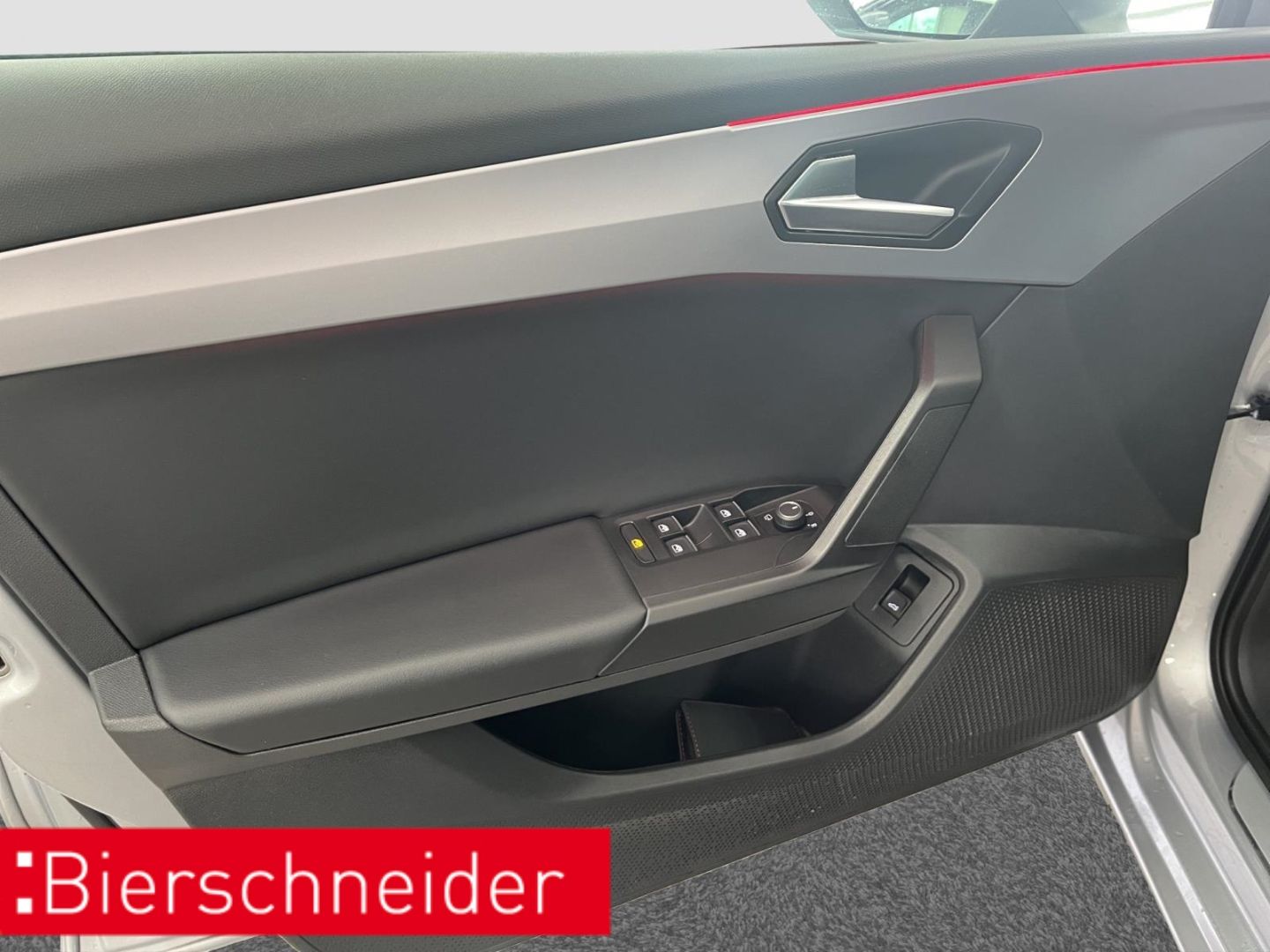 Seat Leon SP 2.0 TSI DSG AB199EUR FR AHK BEATS REAR N