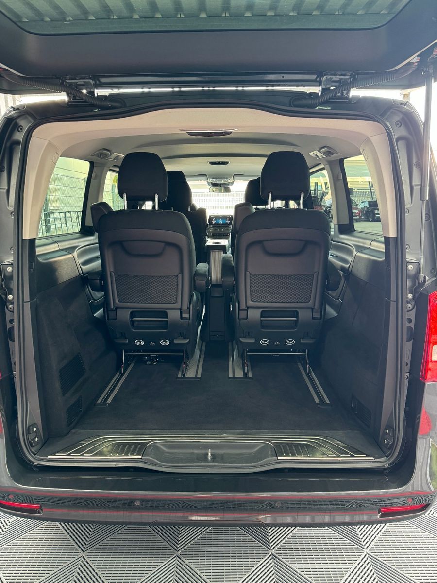 Mercedes-Benz V250 Lang 4Matic - Samsaru's Car Outlet