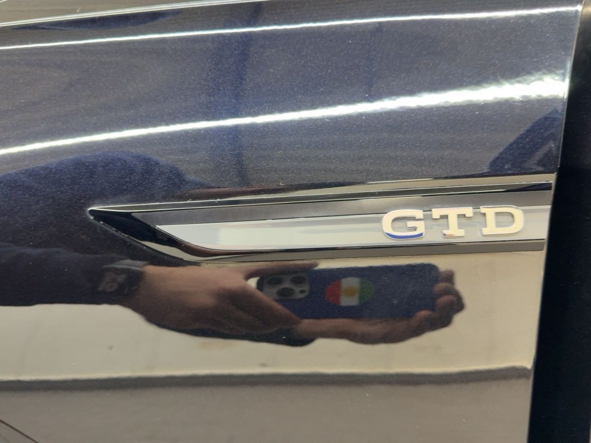 Volkswagen Golf VIII GTD 2.0 TDI DSG AHK ACC LED Navi Kamer