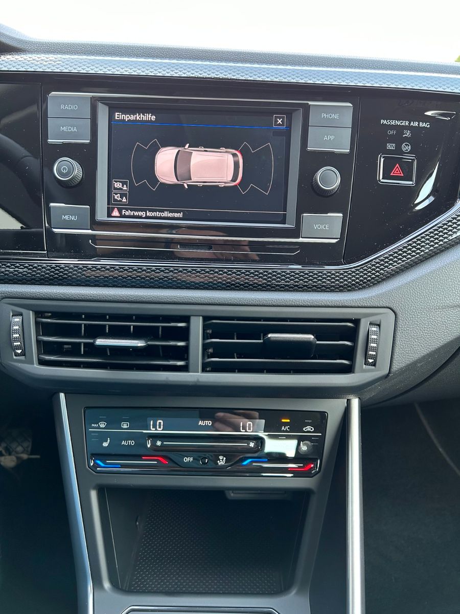 Volkswagen Taigo Life 1.0 TSI - Samsaru's Car Outlet