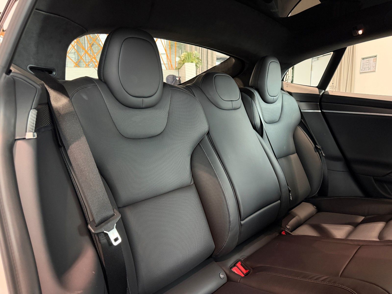 Tesla Model S Plaid AWD Yoke FSD-Autopilot Pano Sbel