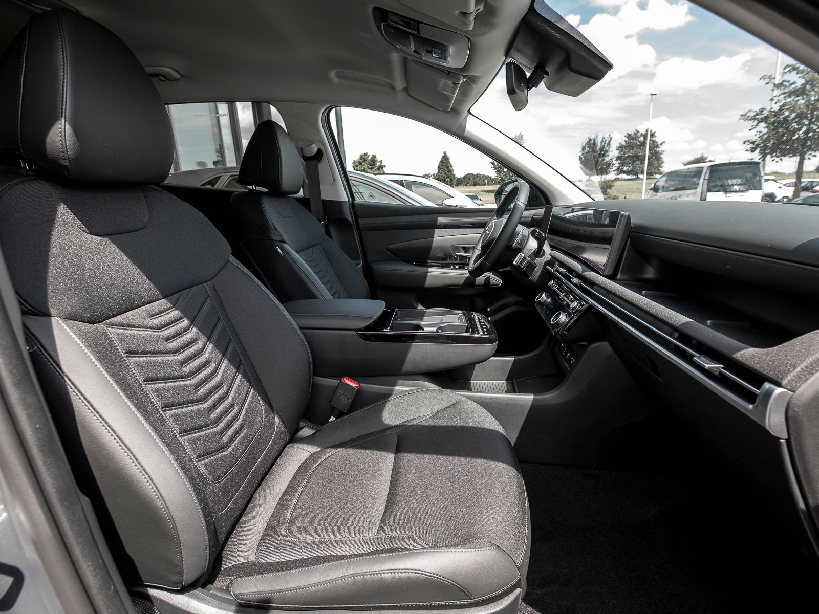 Hyundai Tucson Mild-Hybrid Allrad - Samsaru's Car Outlet