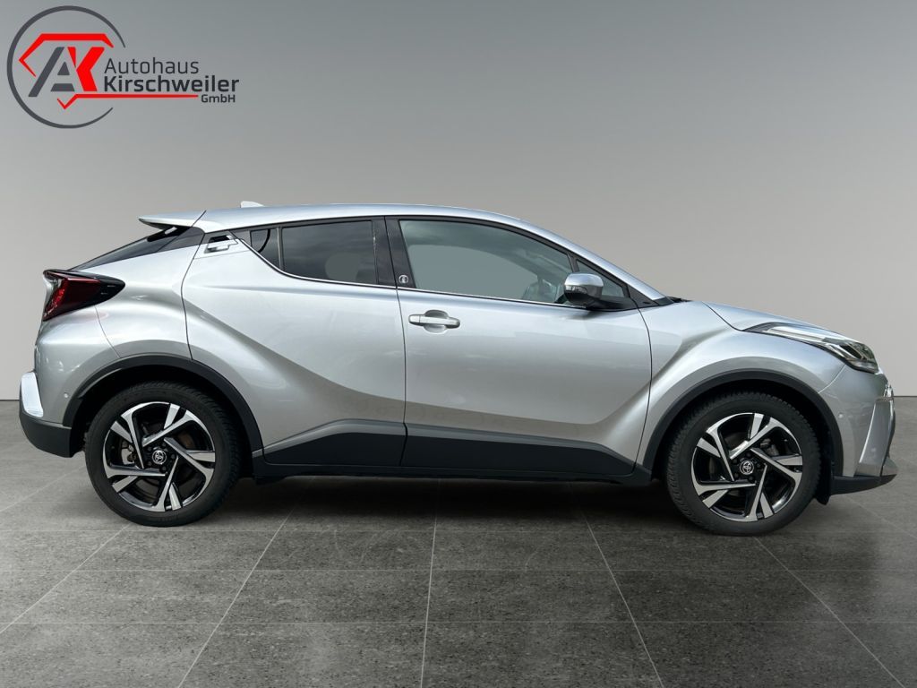 Toyota C-HR 2.0 Hybrid - Samsaru's Car Outlet