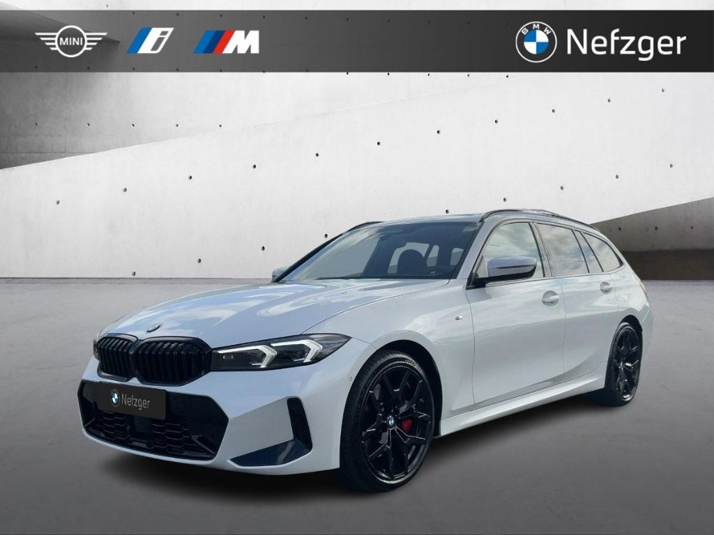 BMW 330 i xDrive Touring M Sport Pro HUD Pano H&K AH