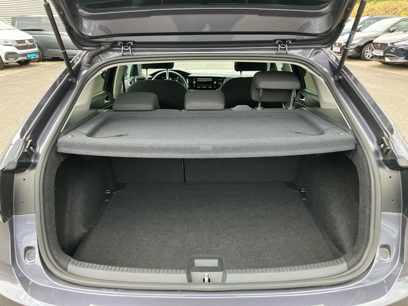Volkswagen Taigo Life 1.0 TSI - Samsaru's Car Outlet