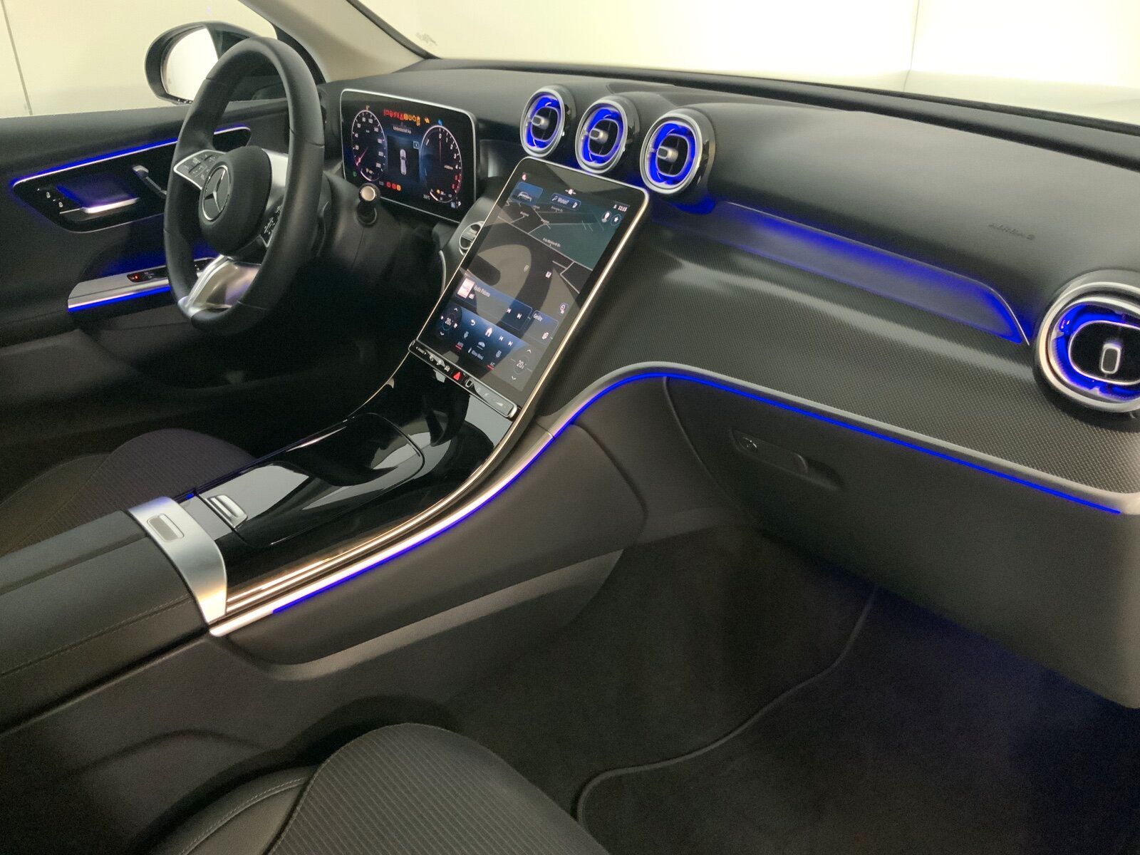 Mercedes-Benz GLC 300 de 4M AVANTGARDE - Samsaru's Car Outlet