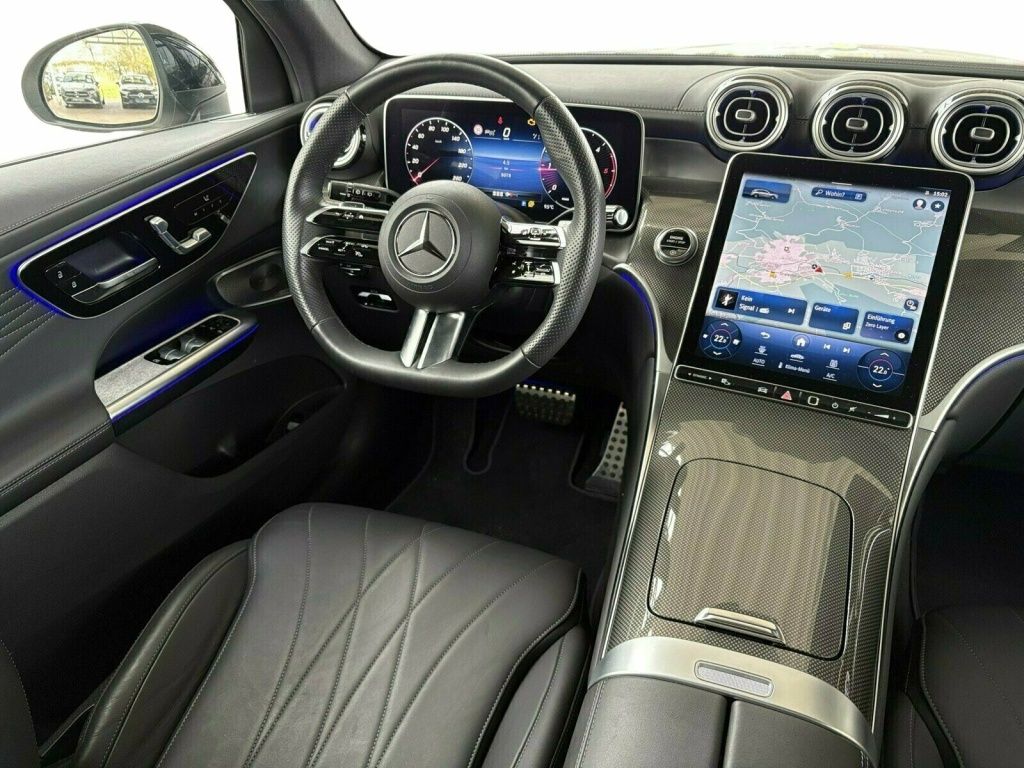 Mercedes-Benz GLC 220 d 4M AMG PANO/AHK/DIGI./NIGHT/360/