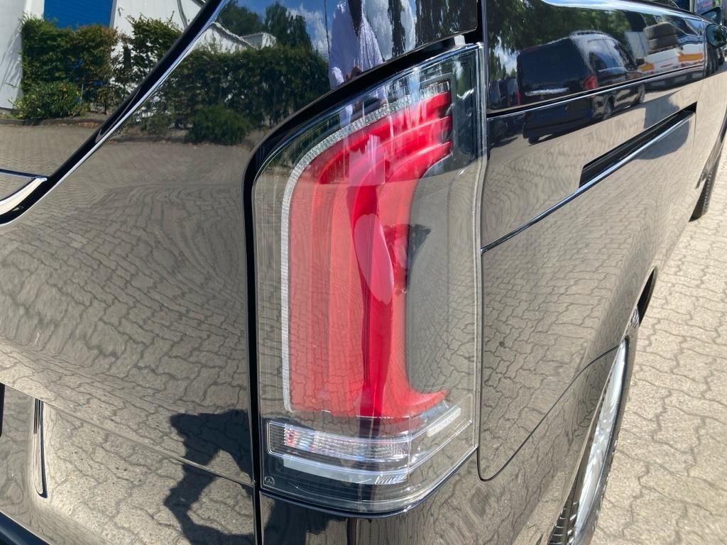 Mercedes-Benz V 300 d STYLE - Samsaru's Car Outlet