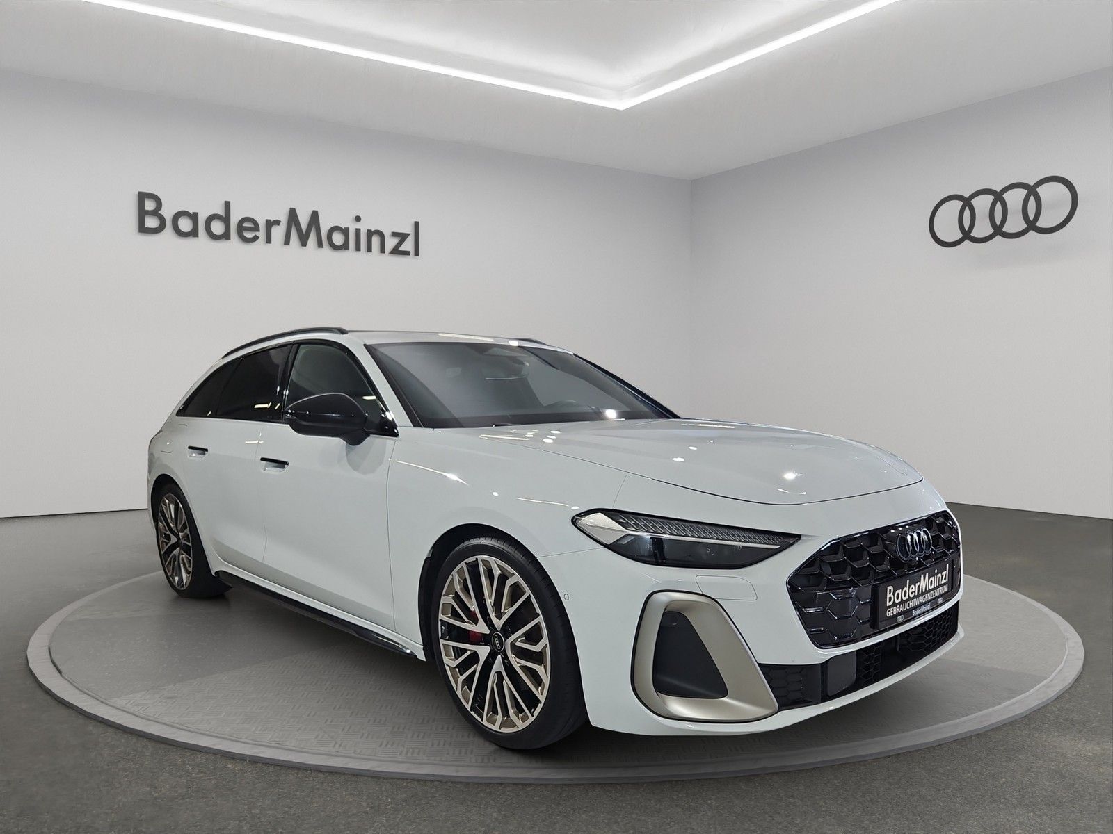 Audi A5 Avant 2.0TDI quattro S Line Navi 2MMI