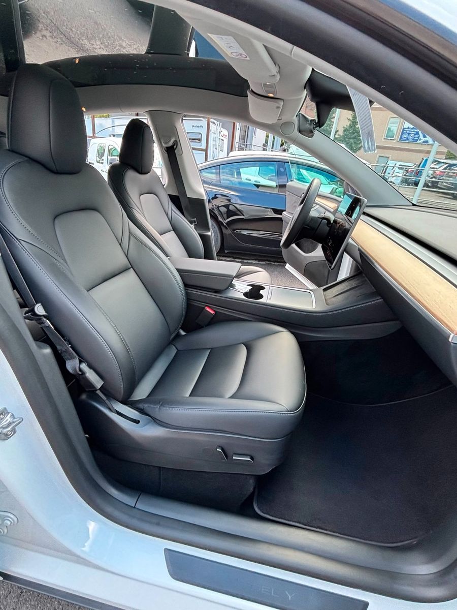 Tesla Model Y Long Range Dual AWD # AHK # incl.MWST