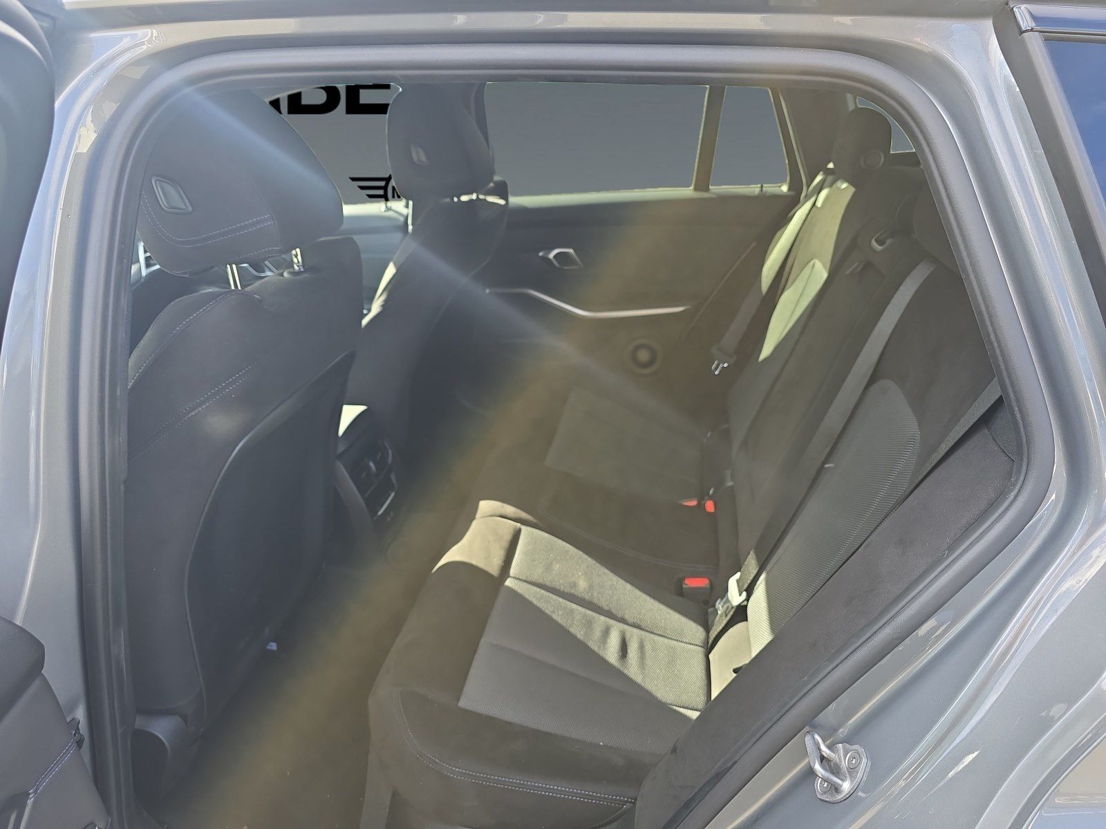 BMW 330d xDrive M Sportpaket*1000 € netto Zubehör ge