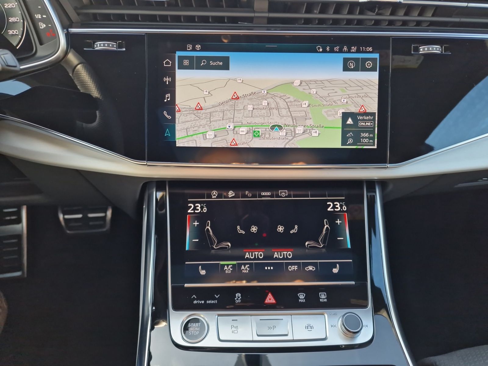 Audi Q8 55 TFSI qu S line MATRIX PANO Luft AHK B&O