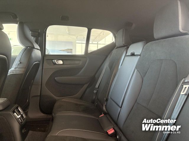 Volvo XC40 T4 Recharge DKG Plus Dark R-Design Winter