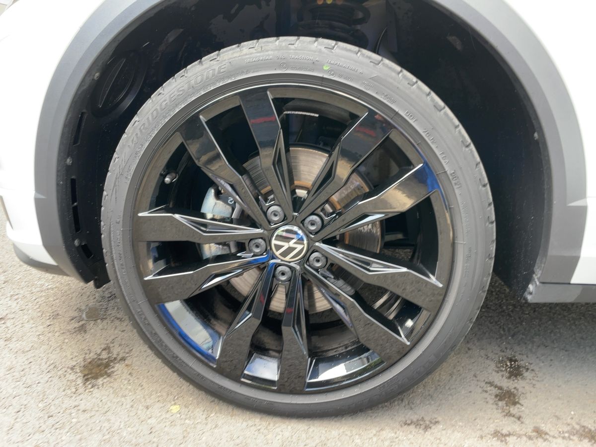 Volkswagen T-Roc 1.5 TSI Sport - Samsaru's Car Outlet