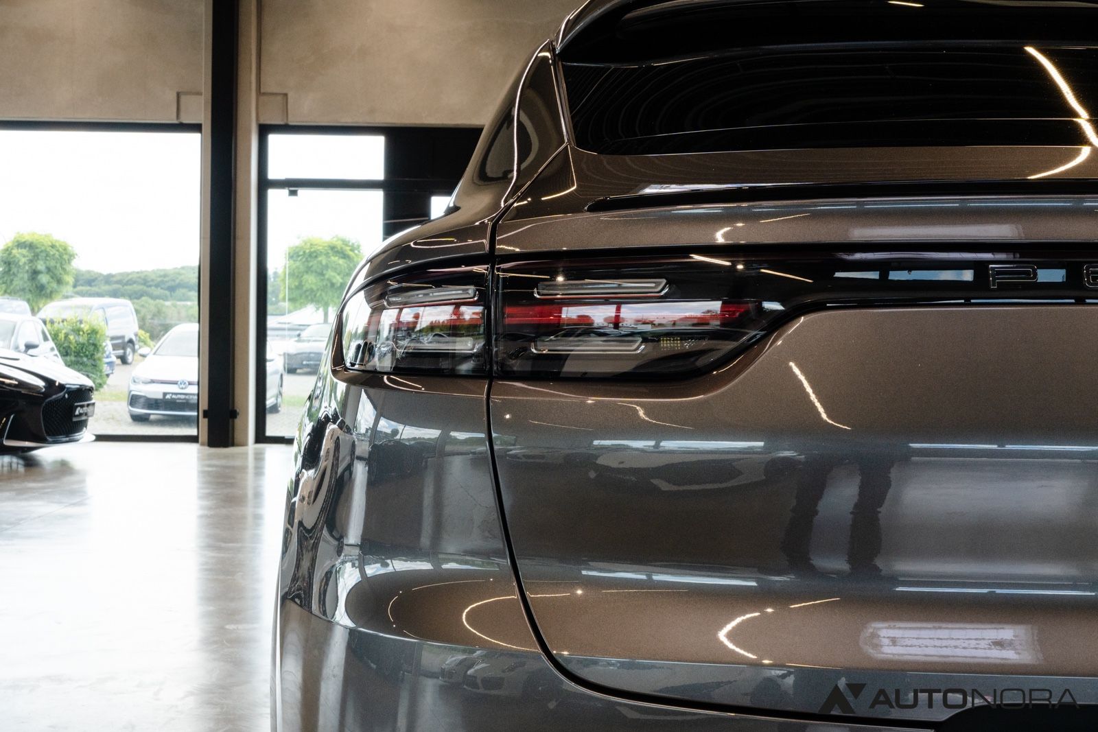 Porsche Cayenne Coupe E-Hybrid Sportabgas / Luftfederung