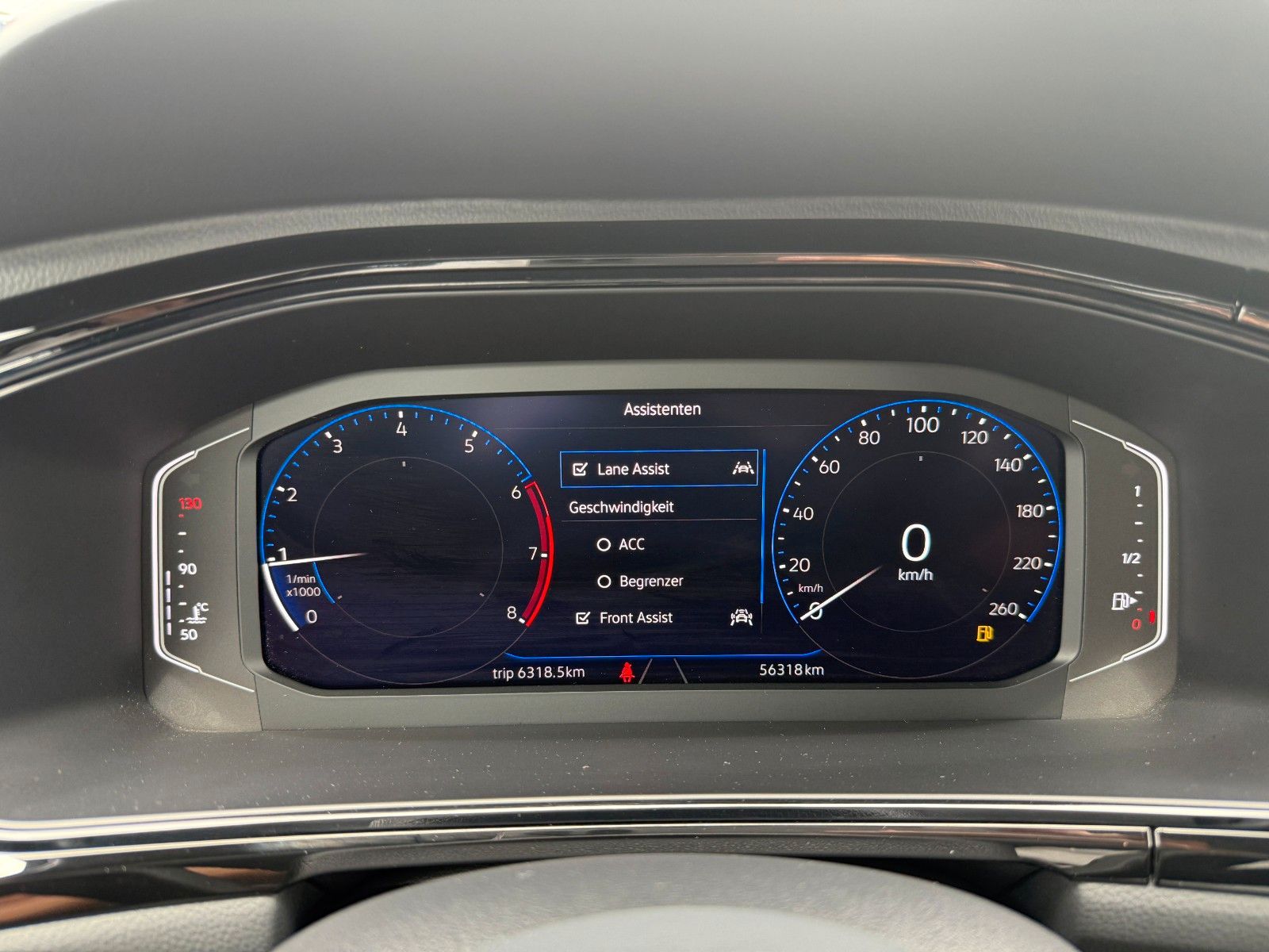 Volkswagen T-Roc 1.5 TSI Black - Samsaru's Car Outlet