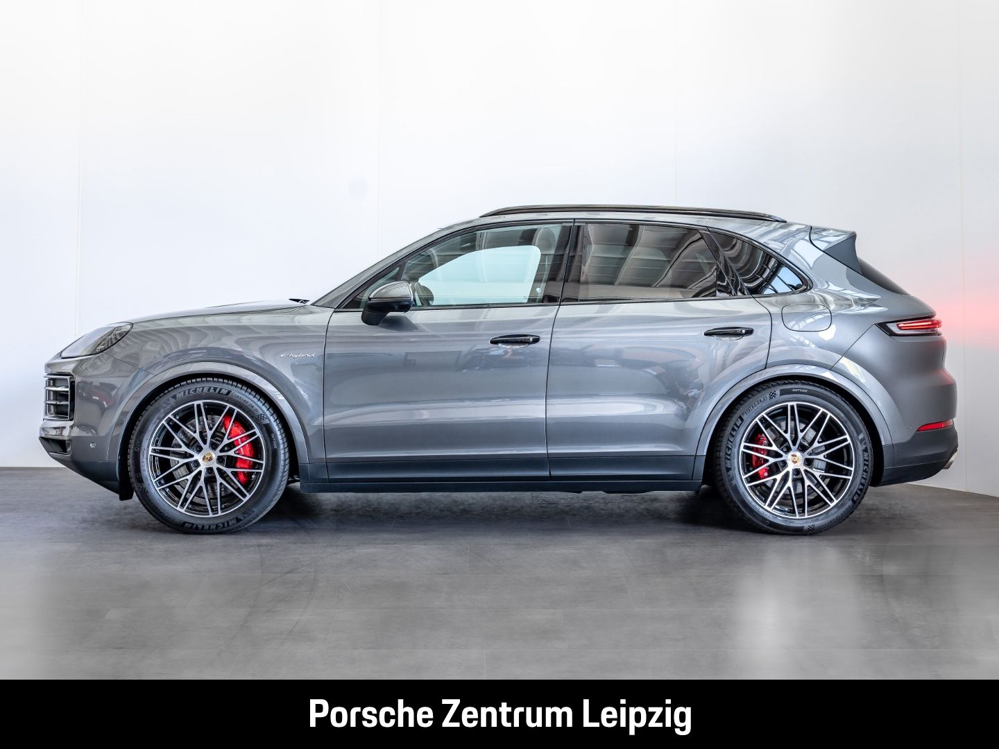 Porsche Cayenne S E-Hybrid AHK InnoDrive HeadUp Matrix