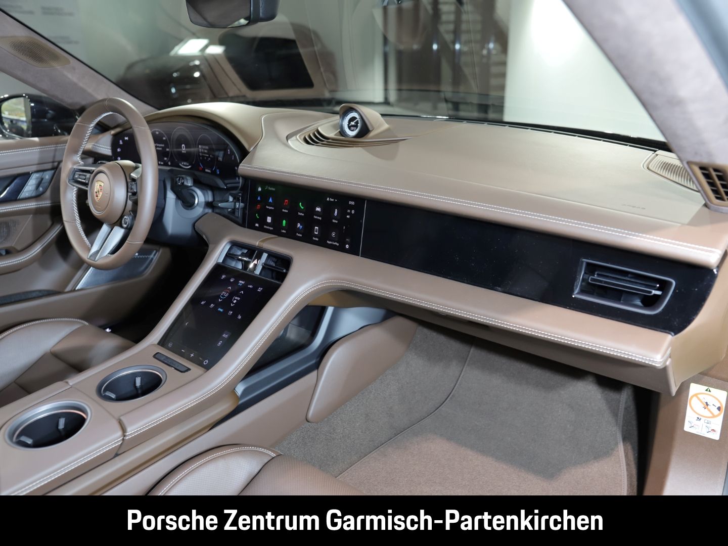 Porsche Taycan GTS Sport Turismo 360 Kamera LenkradHZG