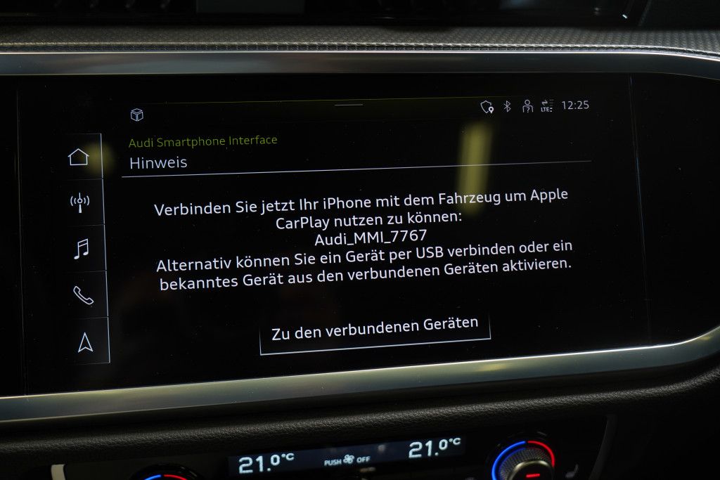 Audi Q3 40 TDI q. Sportback S line - Samsaru's Car Outlet