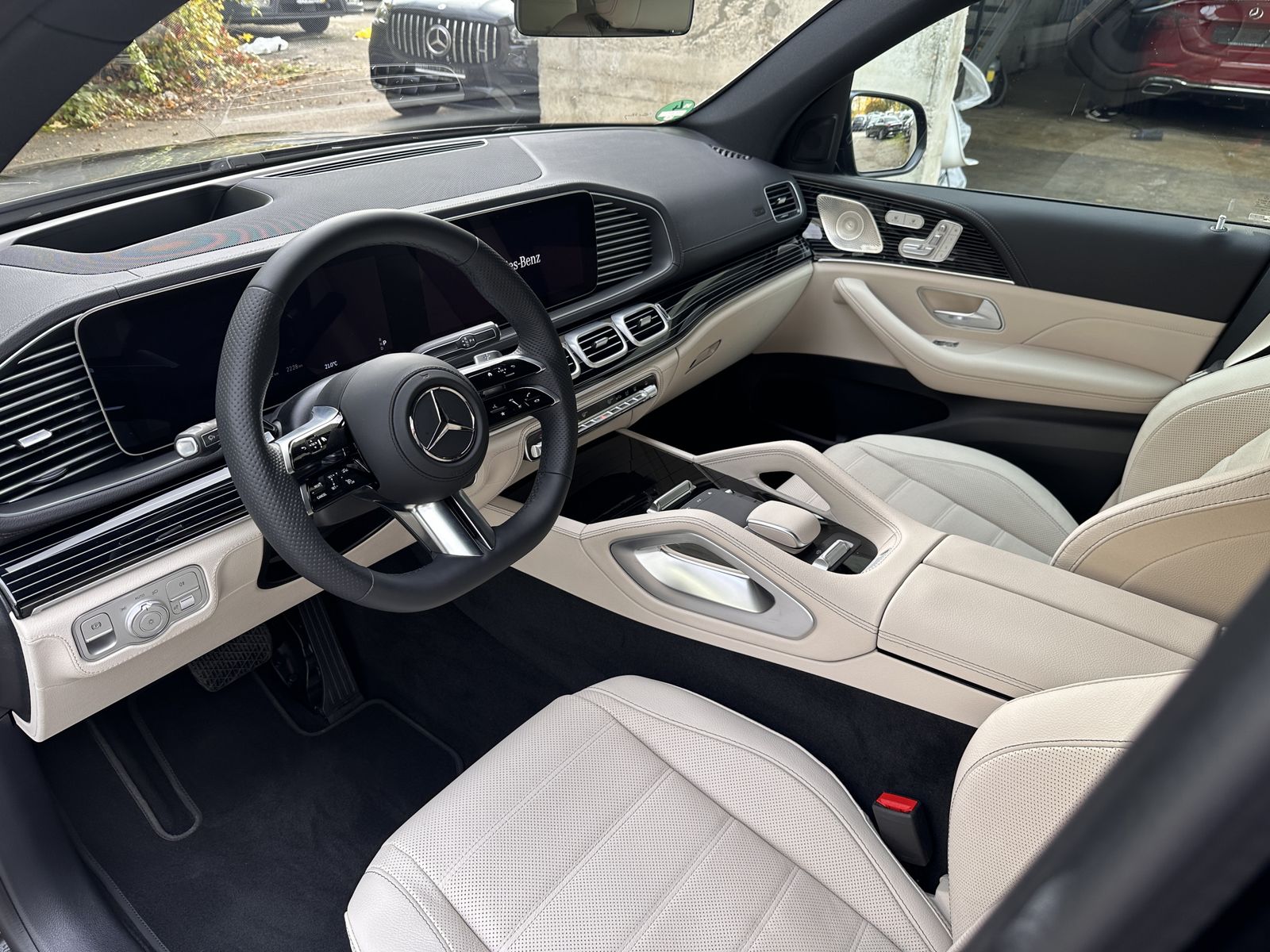 Mercedes-Benz GLE 450 D AMG Night designo LED Pano Standheizu.