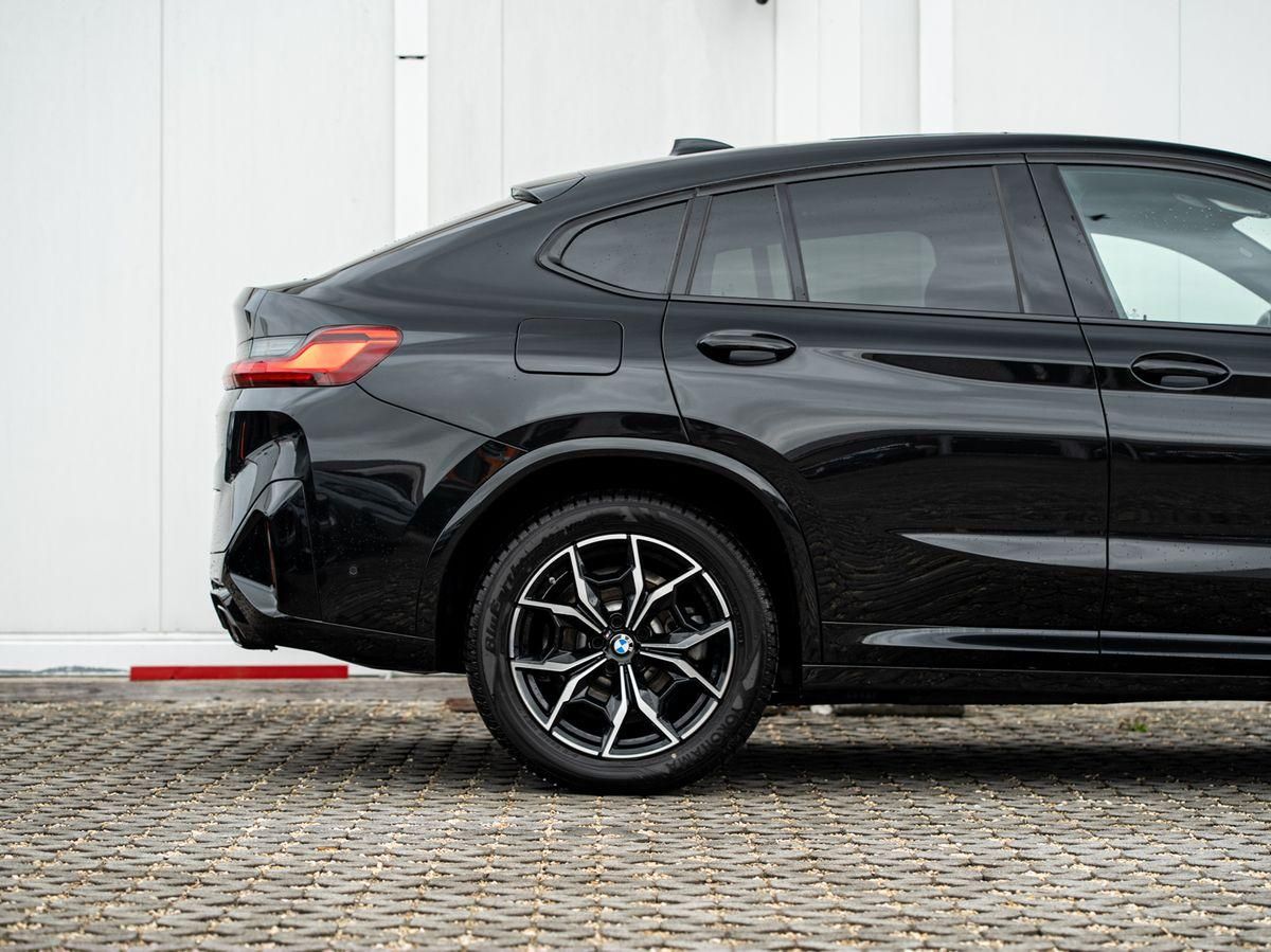 BMW X4 xDrive30d M-Sport AHK PANO ACC HuD Laser KoZg