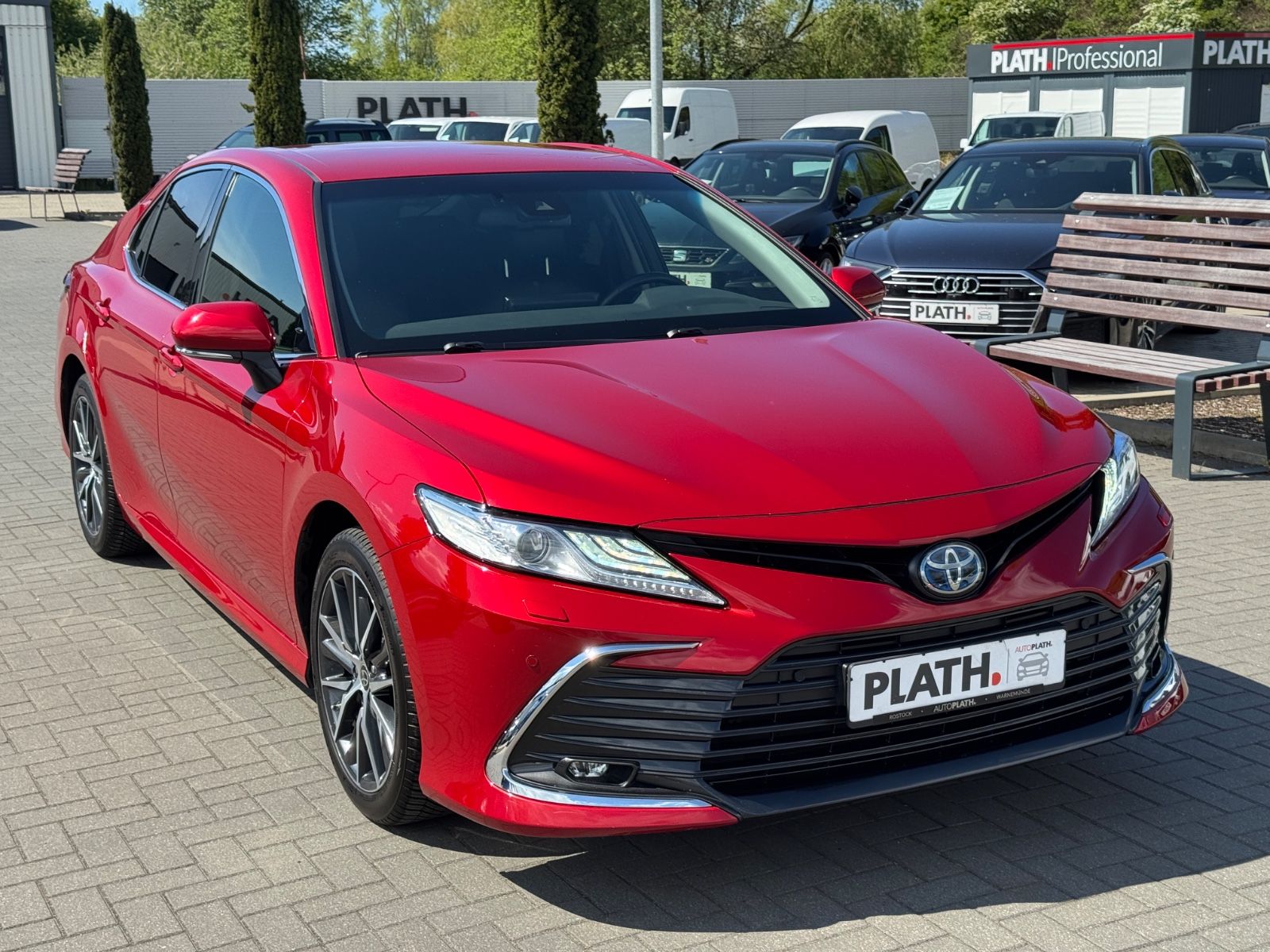Toyota Camry Hybrid Executive