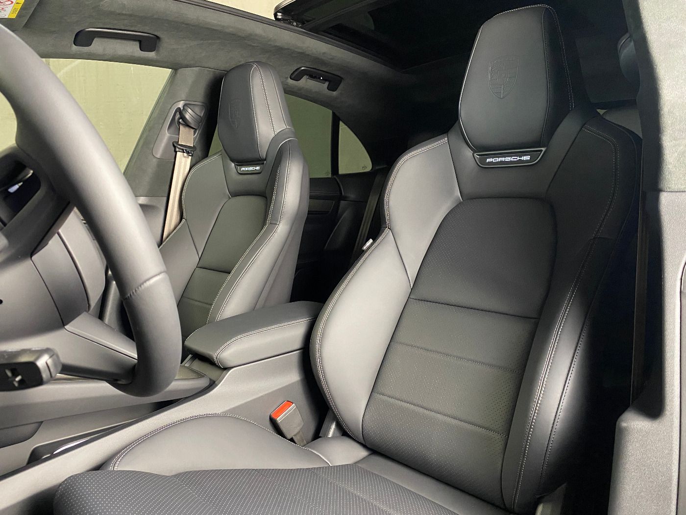 Porsche Macan Turbo | Panorama | AHK | Hinterachslenkung