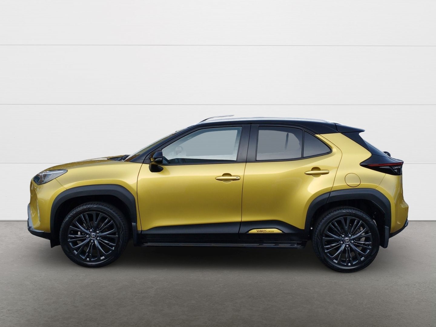 Toyota Yaris Cross Hybrid AWD-i(4x4) Adventure+Allwette