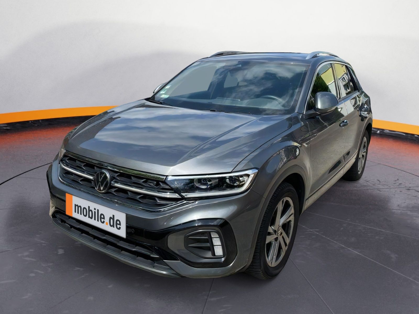 Volkswagen T-Roc 1.5 TSI R-Line - Samsaru's Car Outlet