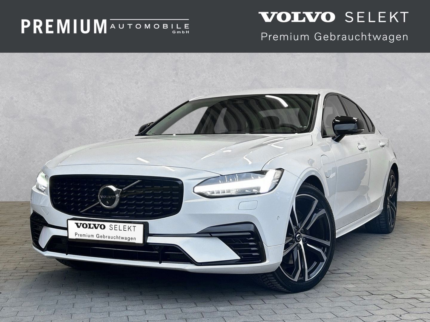 Volvo S90 Recharge T8 AWD Plus Dark 360°/AHK/Luftf./20