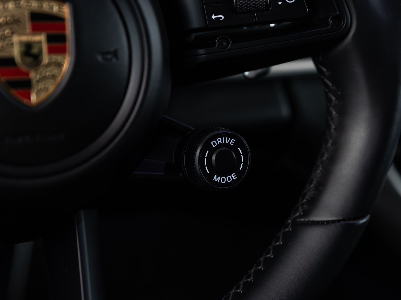Porsche Panamera GTS Pano/Massage/HeadUp/PDLS+