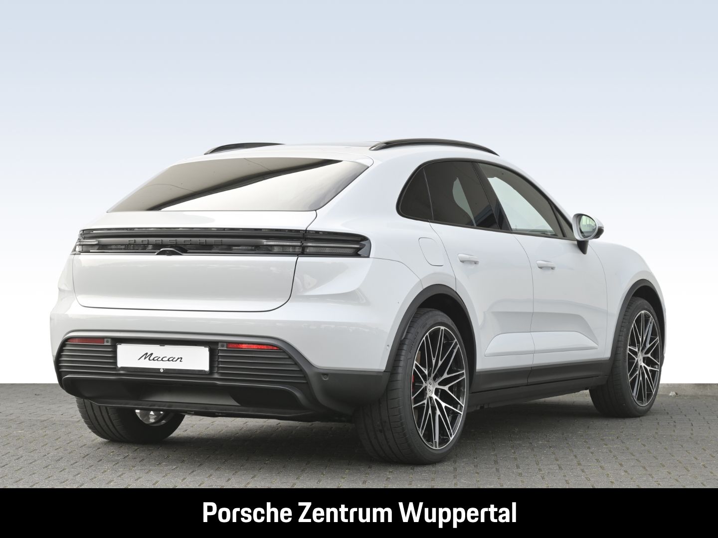 Porsche Macan 4S Surround-View LED-Matrix Abstandstempom