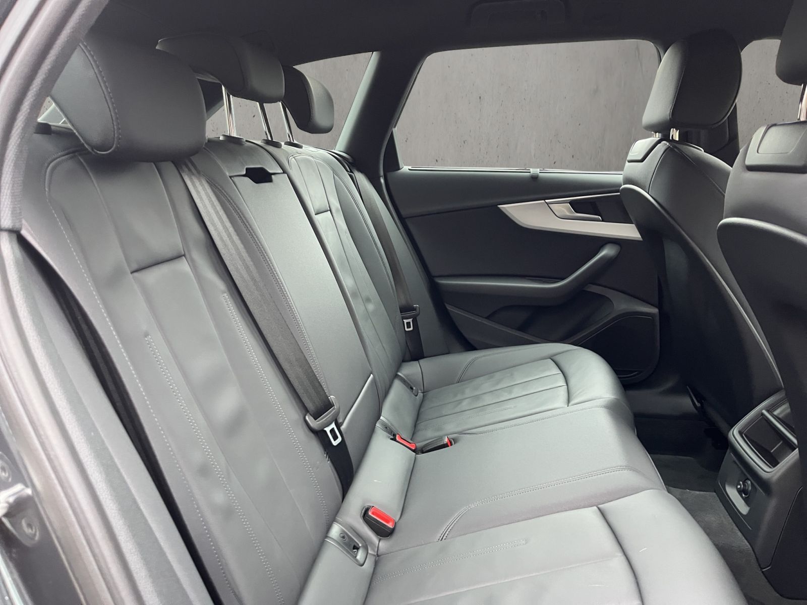 Audi A4 allroad quattro 45 TFSI S tronic 265 PS