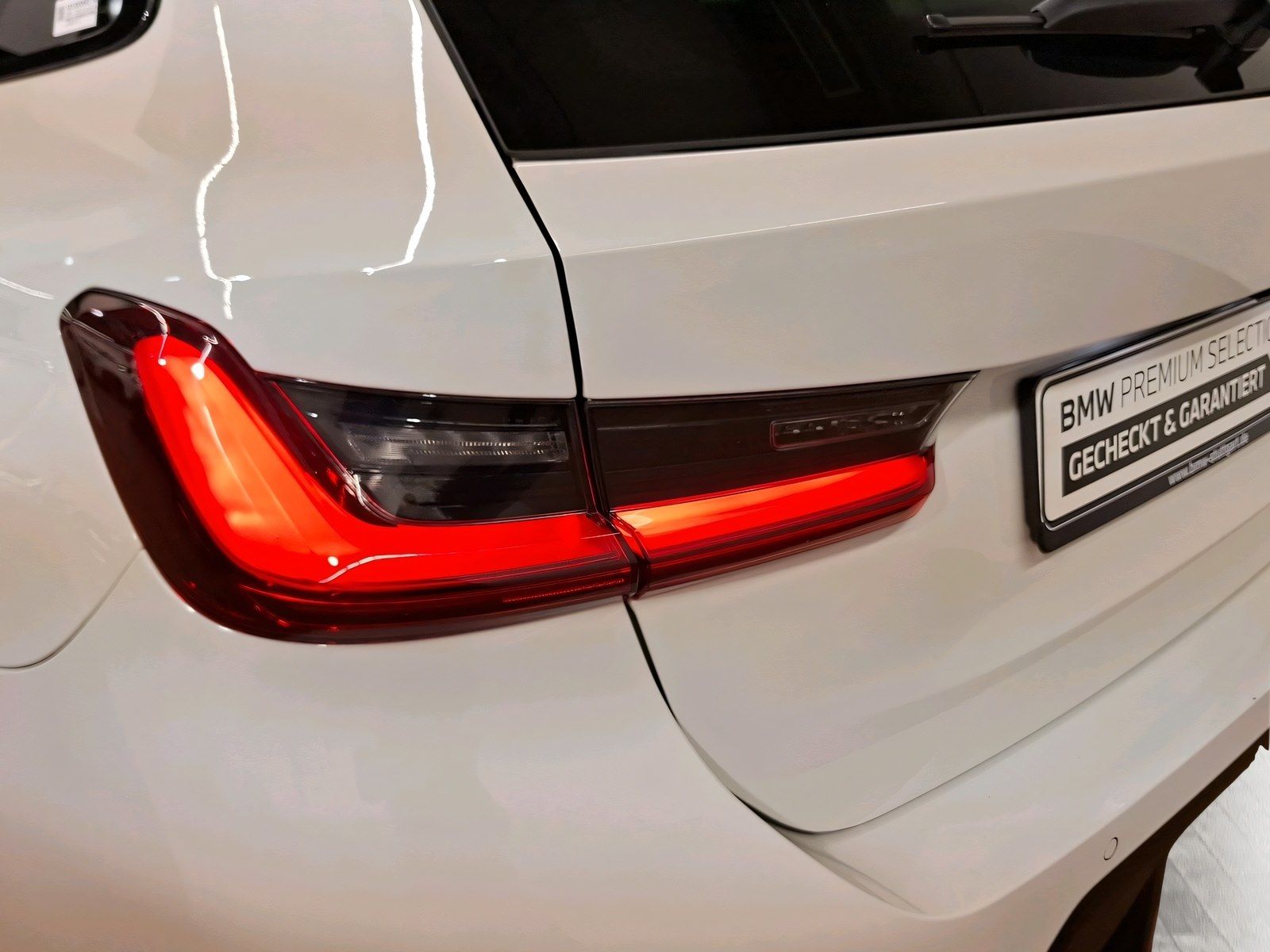 BMW 320d Touring M Sport LiveCockpitProf Kamera LED