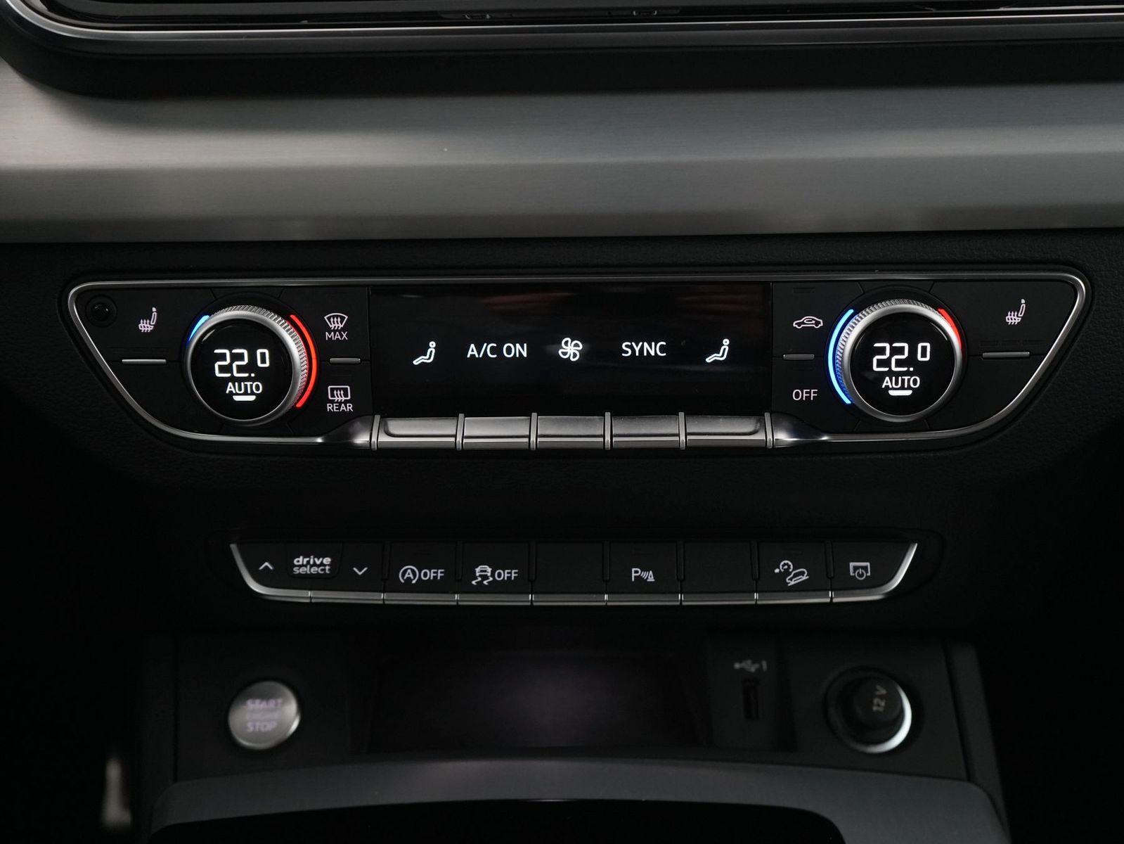 Audi Q5 40 TDI quattro S line - Samsaru's Car Outlet