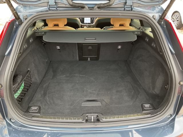 Volvo V60 T6 Plus Bright Plug-In AWD AHK ACC Google