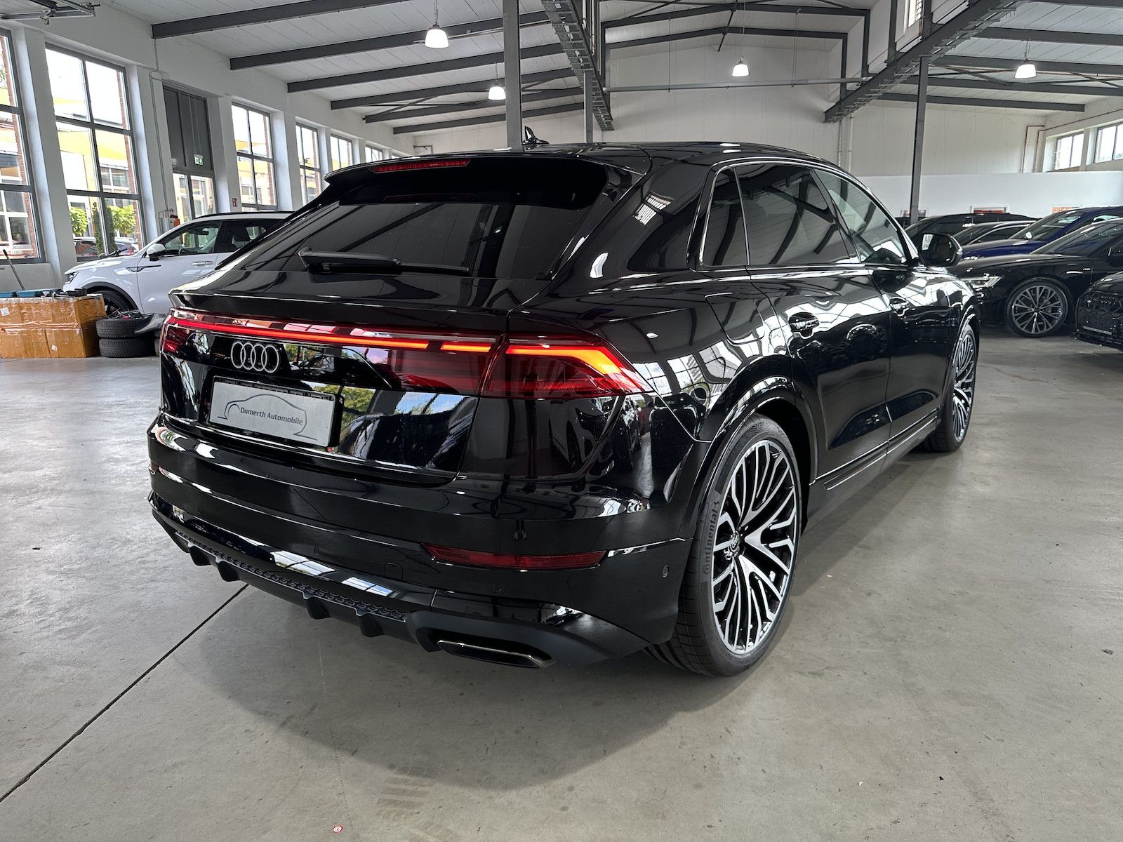 Audi Q8 45 Tdi quattro S Line - Samsaru's Car Outlet
