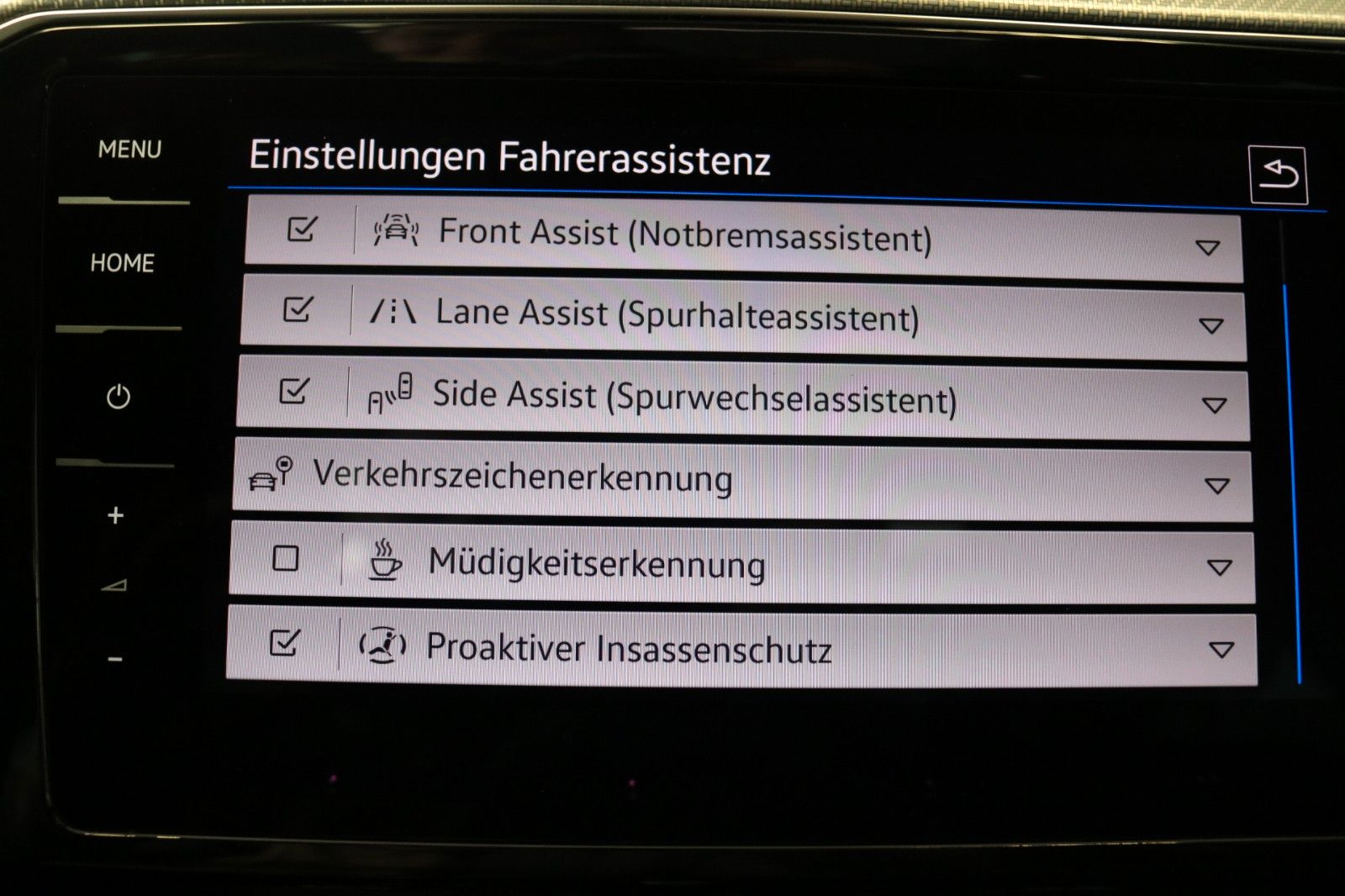 Volkswagen Passat 4M  R-Line DCC STHZ 360 Matrix Pano Leder