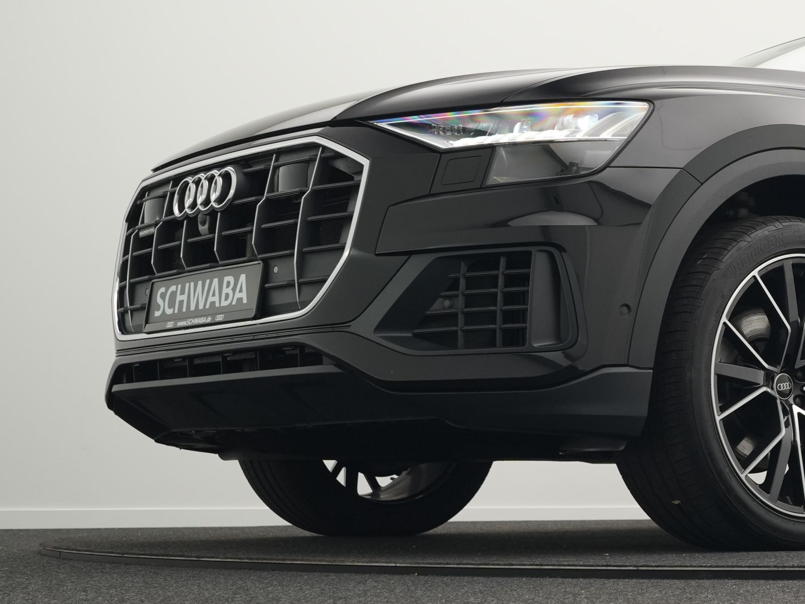 Audi Q8 55 TFSI quattro tiptronic 2x S line
