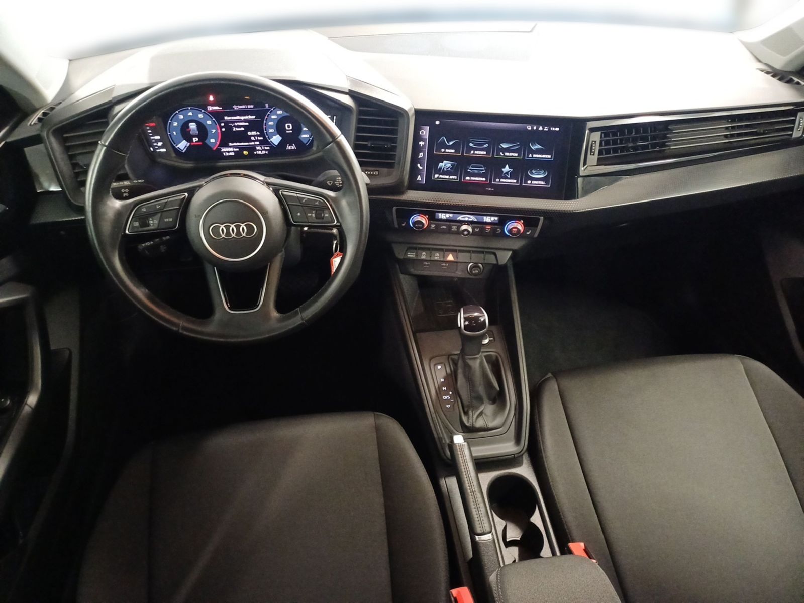 Audi A1 Sportback - Samsaru's Car Outlet
