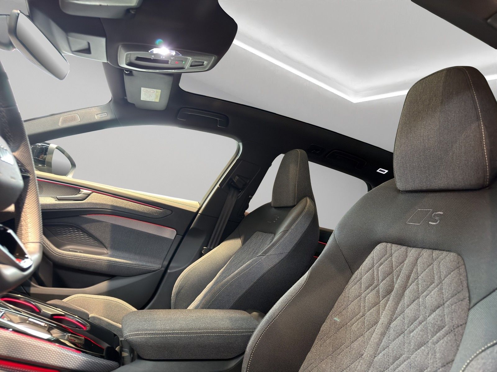 Audi A6 Avant 2.0 TDI qu. S Line Matrix AHK Pano edit