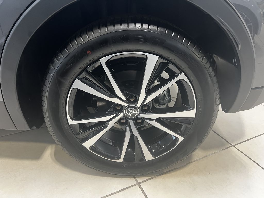 Toyota C-HR 2.0 Plug-in-Hybrid Team Deutschland Technik