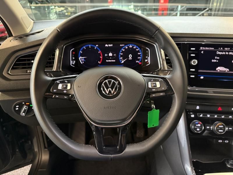 Volkswagen T-Roc 1.5 TSI SPORT - Samsaru's Car Outlet