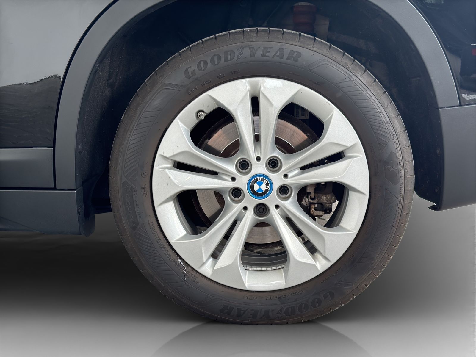 BMW X1 xDrive25e Advantage - Samsaru's Car Outlet