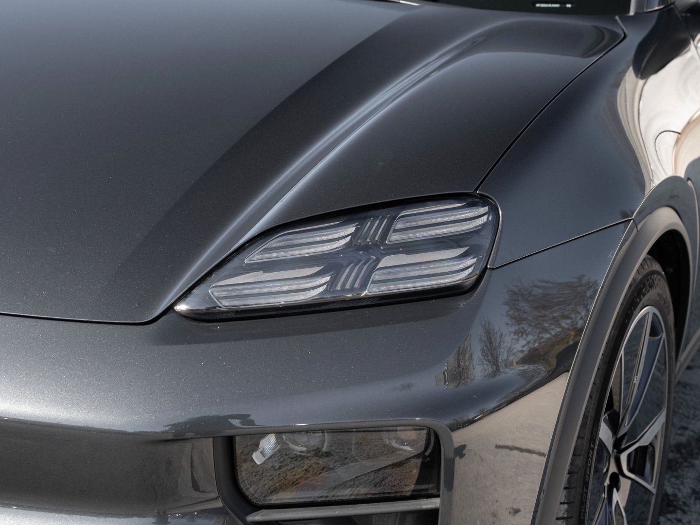 Porsche Macan 4 AHK Sport Chrono Paket Luftfederung