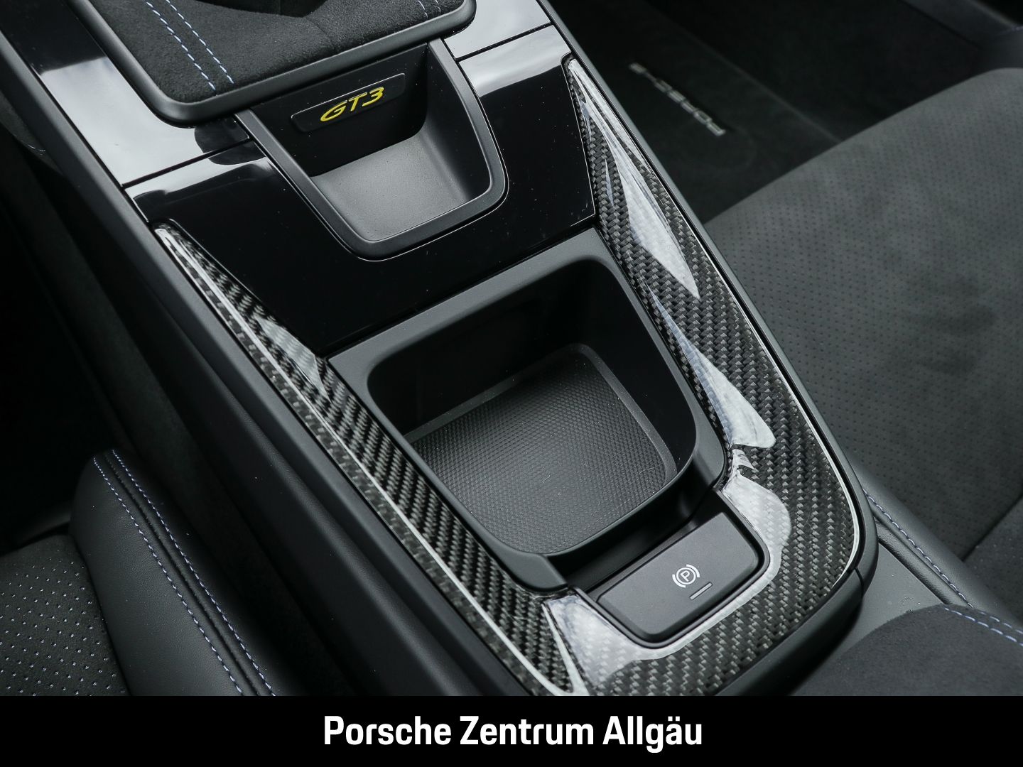 Porsche 992 911 GT3 - Samsaru's Car Outlet