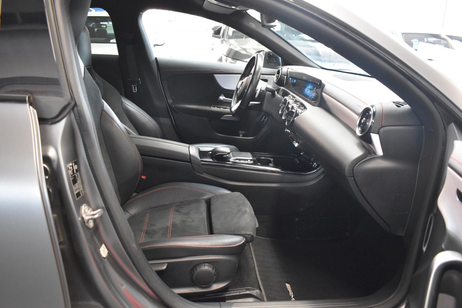 Mercedes-Benz CLA 250 4Matic AMG LINE - Samsaru's Car Outlet