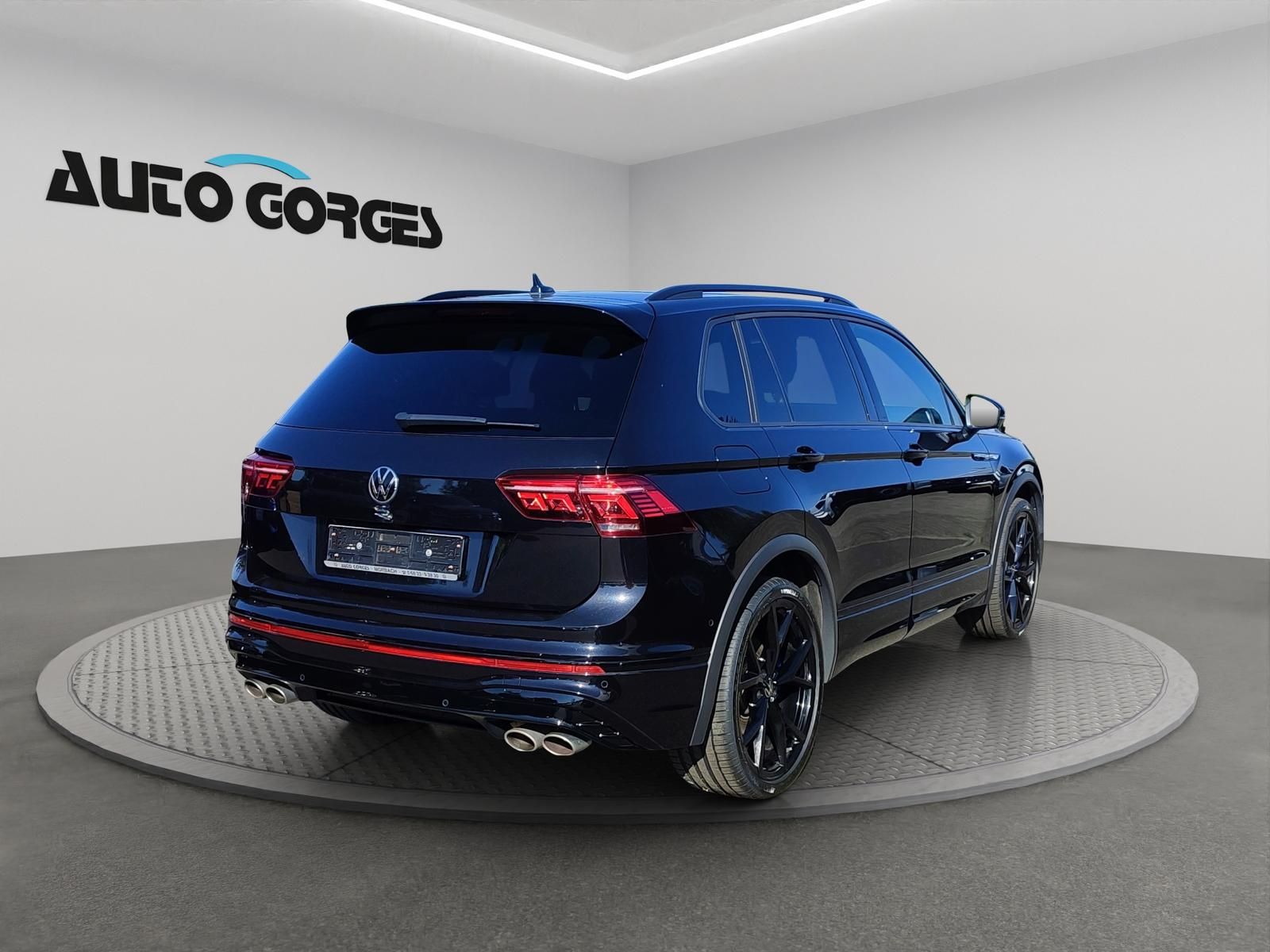 Volkswagen Tiguan R 2,0 l TSI OPF 4MOTION +LEDER+PANO+AHK+
